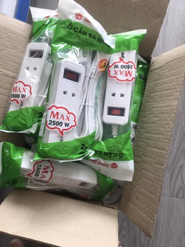 Ổ cắm đa năng OC05 3C/5M/10A dây dài 5 mét 6
