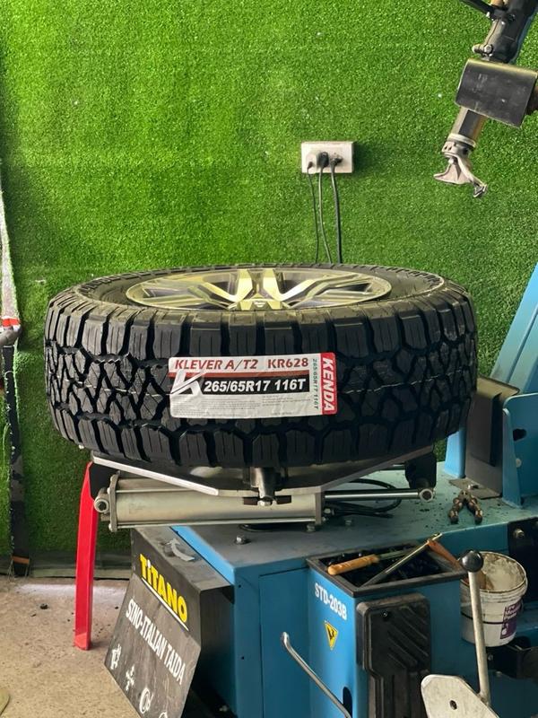 Lốp xe Kenda 265/65R17 KR628 3