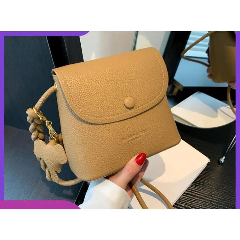 Túi Bucket Nhỏ Phong Cách Cổ Điển Thường Ngày Phổ Biến Dễ Phối Đồ túi Messenger Thời Trang, Túi Vuông Nhỏ Đi Lại, Hàng Mới Về 2024, Dành Cho Nữ Bag Tote Lady