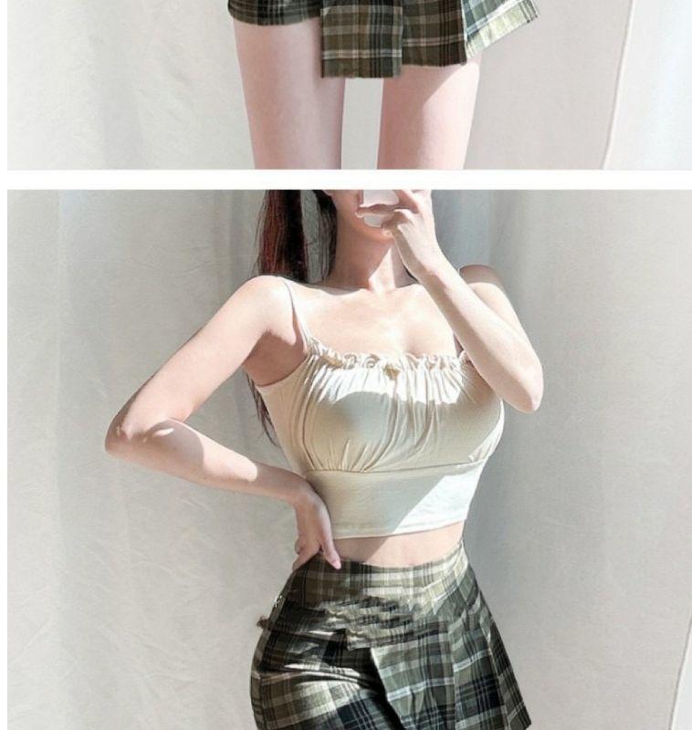 Product Introduction of Pure Hot Girl's Large Camisole with Chest Pad, Short Slim Fit Inner Bottoming Top 16