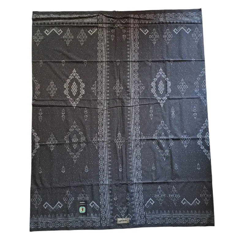 Sarung Gajah Duduk Kembang Warna Hitam Bahan Rayon Motif 3