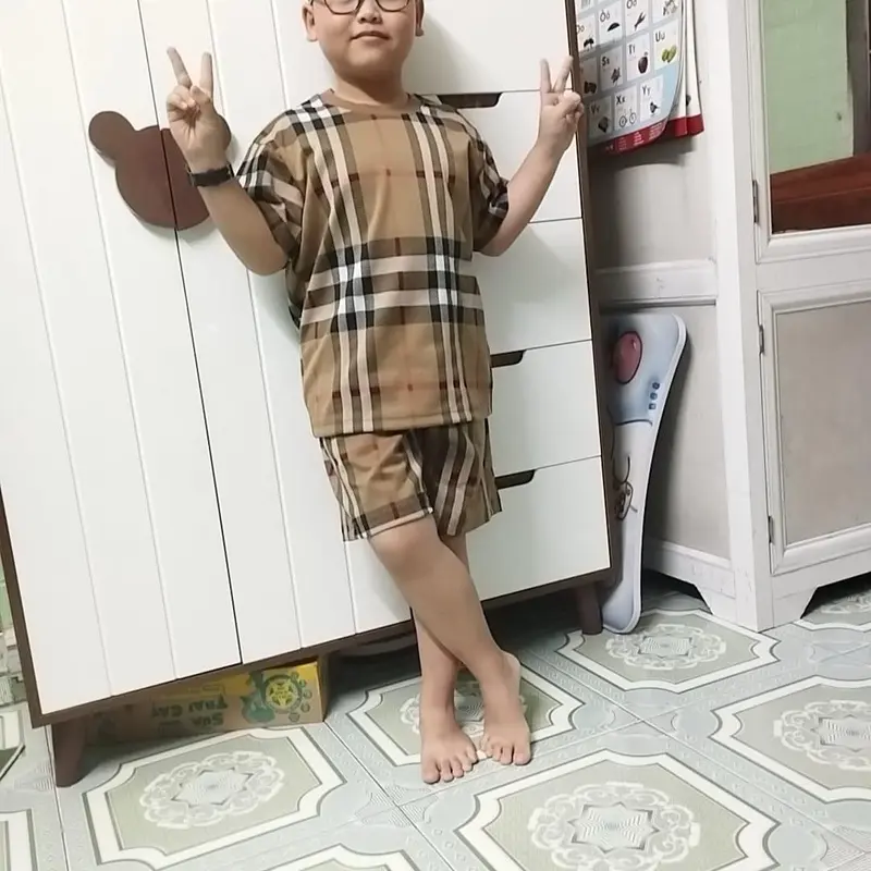 Bộ kẻ cực chất vải Umi mềm màu NÂU mix quần vải mềm mịn, cạp chun thoáng mát co dãn 4 chiều kiểu dáng đơn giản basic 2