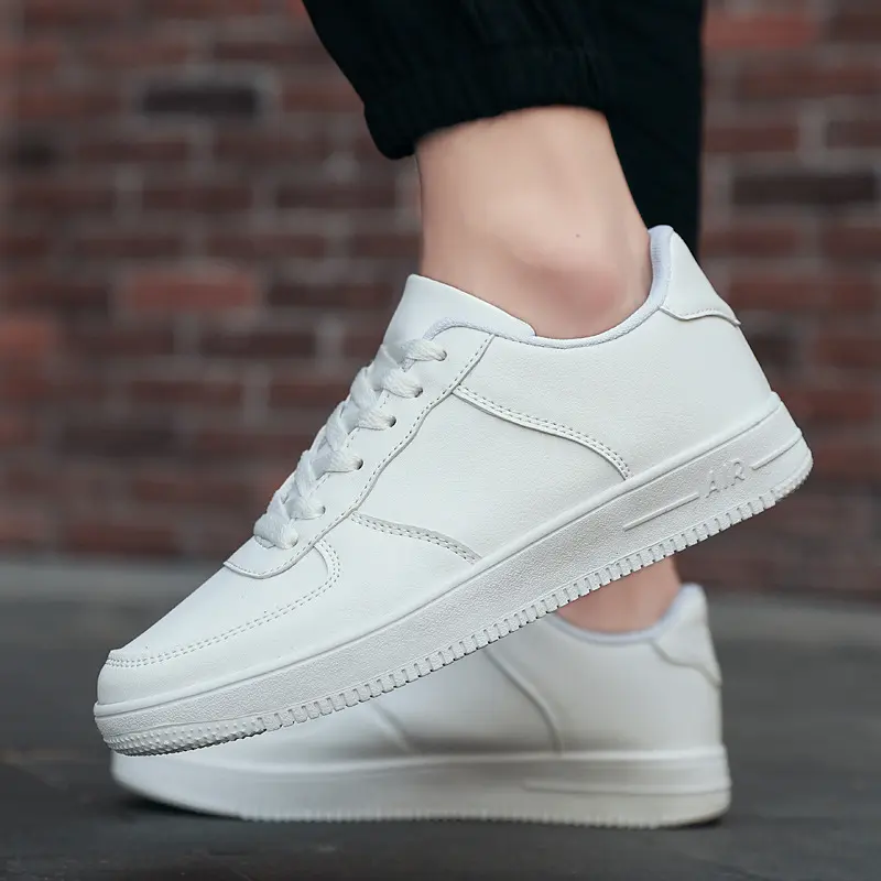 Sepatu Impor Casual Putih Omen