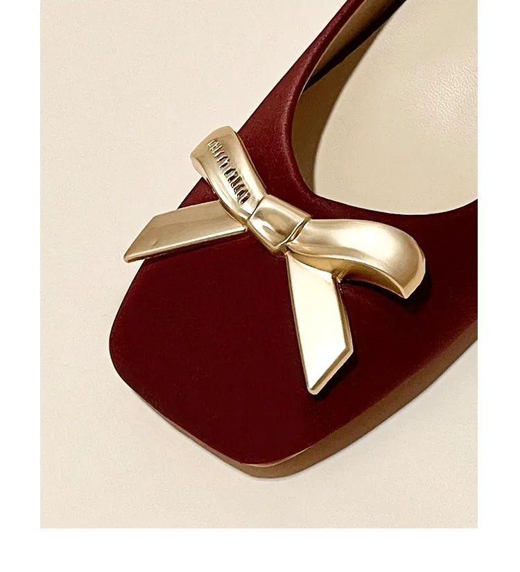 Product Introduction of Square Toe Chunky Heel Single Shoes for Women 2024 New Spring and Autumn Versatile Low Heel Comfortable Burgundy Xiuhe Shoes Bride Wedding Shoes Shoes 22