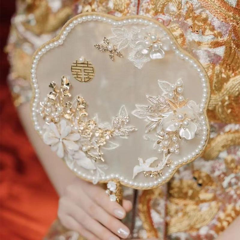 DMOE  Quạt Cổ Trang Trung Quốc, Quạt Cầm Tay Cô Dâu, Quạt Cầm Tay Cô Dâu Quạt Cổ Điển Quạt Vàng Ngọc Trai Quạt Ảnh Decor sét quạt tơ tằm  tự làm set  quạt quạt  ba quạt  ba quạt  tiền quạt  hỷ quạt  giấy quạt  trung  quốc