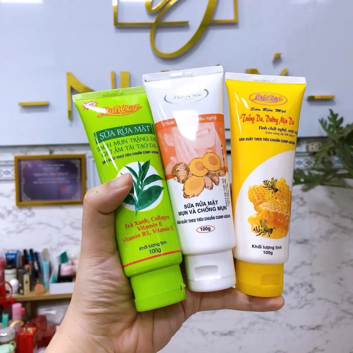 sưɑ~ rửa mặt làm sạch, ngừa mụn, hỗ trợ sáng da Miss White 100g Skincare