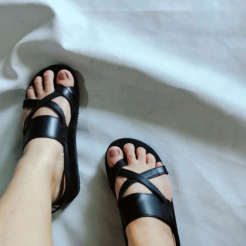 giày quai hậu dành cho học sinh. sinh viên. có đủ size nam và nữ Sandal Đế Bằng Cao Su Nhung DéP 4