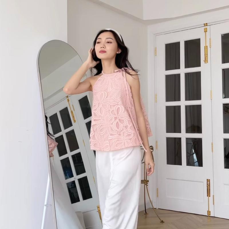 TUBYCATU | Áo yếm họa tiết ren hoa orala pink top