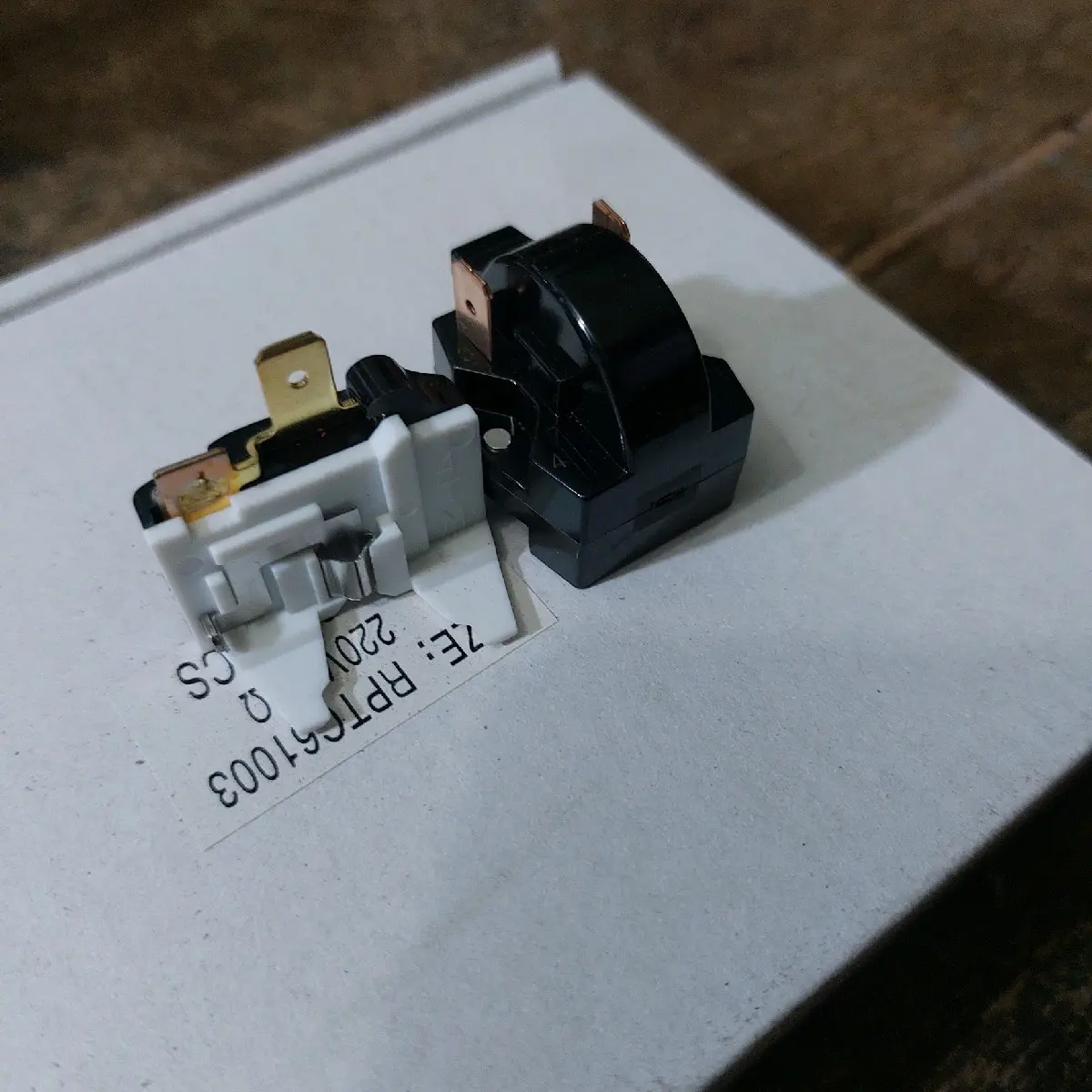 Rơ le tec mic tủ lạnh, tủ đông