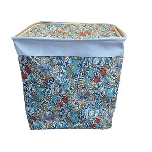 @call {    "name": "biaotiyouhua-title_plugin",     "parameters": {        "input": "Kotak Penyimpanan Lipat Bahan EVA Ungu Putih Tiga Lapisan Tebal dengan Cincin Keluli Gaya Terbuka untuk Penyimpanan Baju di Rumah"    }}