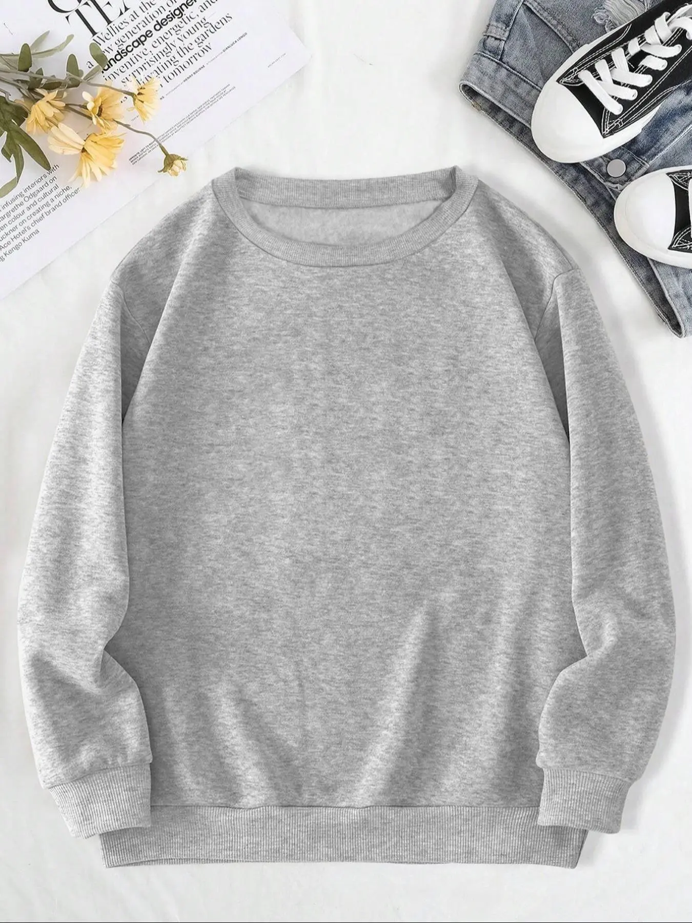 Women's Plain Round Neck Pullover Sweatshirt, Casual Long Sleeve Crew Neck Sweatshirt for Fall & Winter, Women's Clothing for Daily Wear