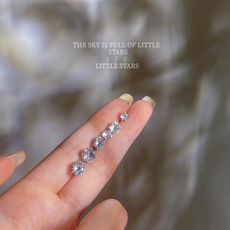 Wearable While Sleeping Ear Studs!! Super Flash Zircon S925 Tremella, a Kind of Semi-Transparent White Fungus Bone Nail Simple and Small Earrings Female 3