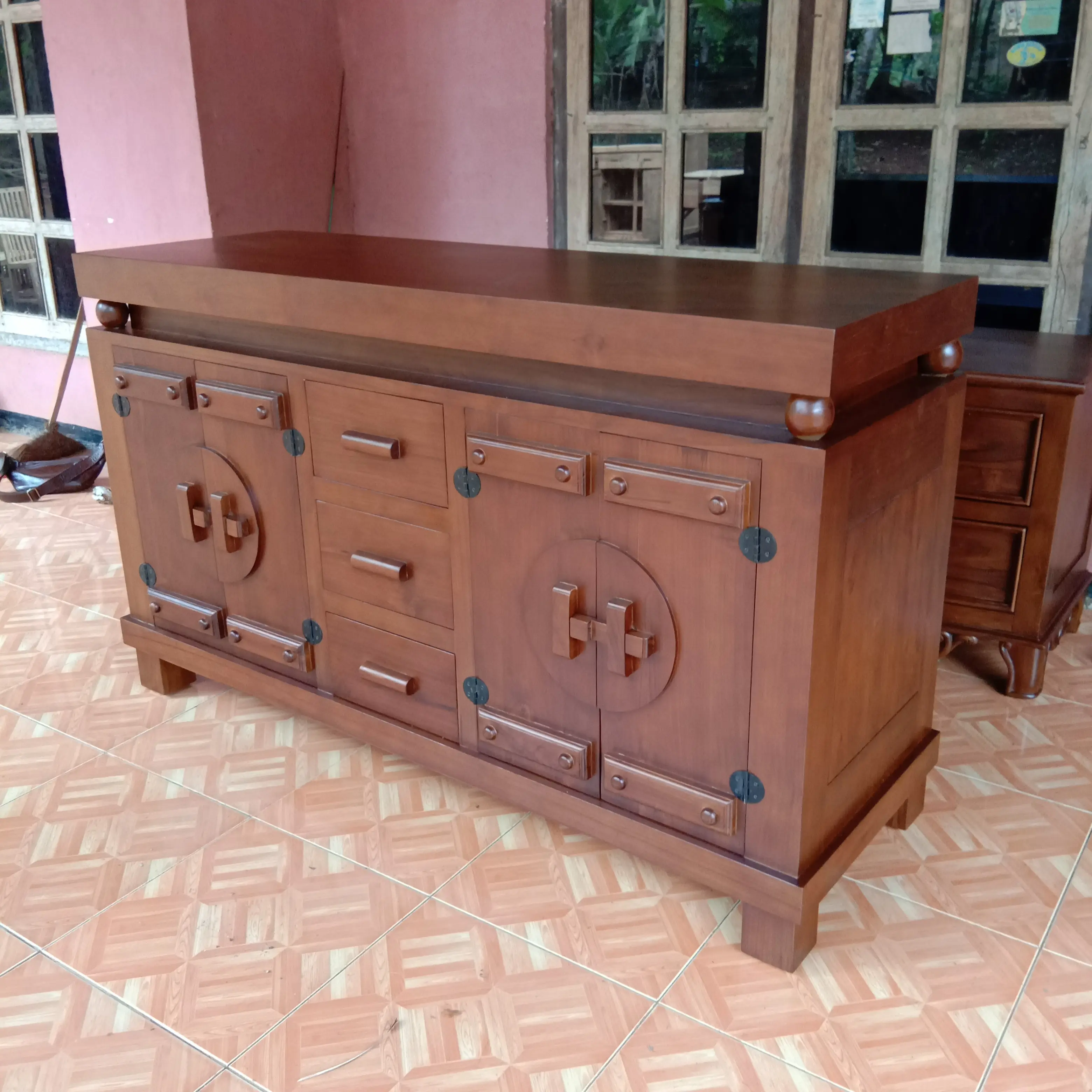 Meja Tv Minimalis  Aesthetic Murah Serbaguna Terbaru Keren Tabung Modern Leo Mebel Jepara Laci Kokoh Tahan Lama Terakit Jati Kayu