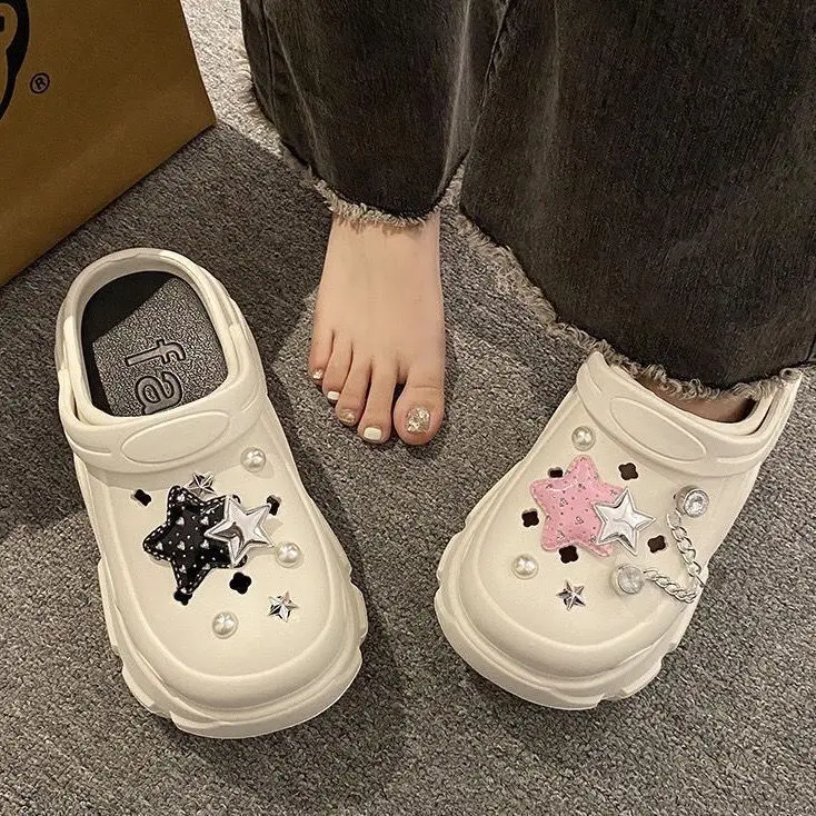 Internet Hot Five-Pointed Star Hole Shoes Women's Chain 2025 New Summer Thick Bottom for Outdoors Sandals Closed-Toe Slippers Women's