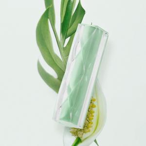 Son Dưỡng YNM Fresh Green Lipbalm Son Dưỡng Thuần Chay Giúp Môi mềm Mại Và Lên Màu Chuẩn Hàn Quốc