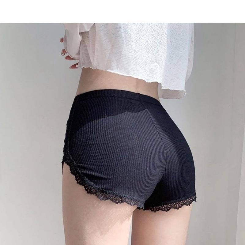 Quần đùi nữ - Quần Đùi Mặc Nhà Phối Viền Ren Mềm Mại Sexy size dưới 55kg
