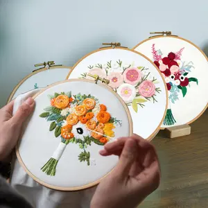 Paket Kristik Bunga untuk Pemula - Cross Stitch Kit Lengkap, Hadiah Kreatif & Hiasan Rumah