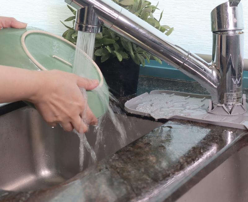 Product Introduction of White Magic Sink Splash Guard - Kitchen Fixture Accessory 18