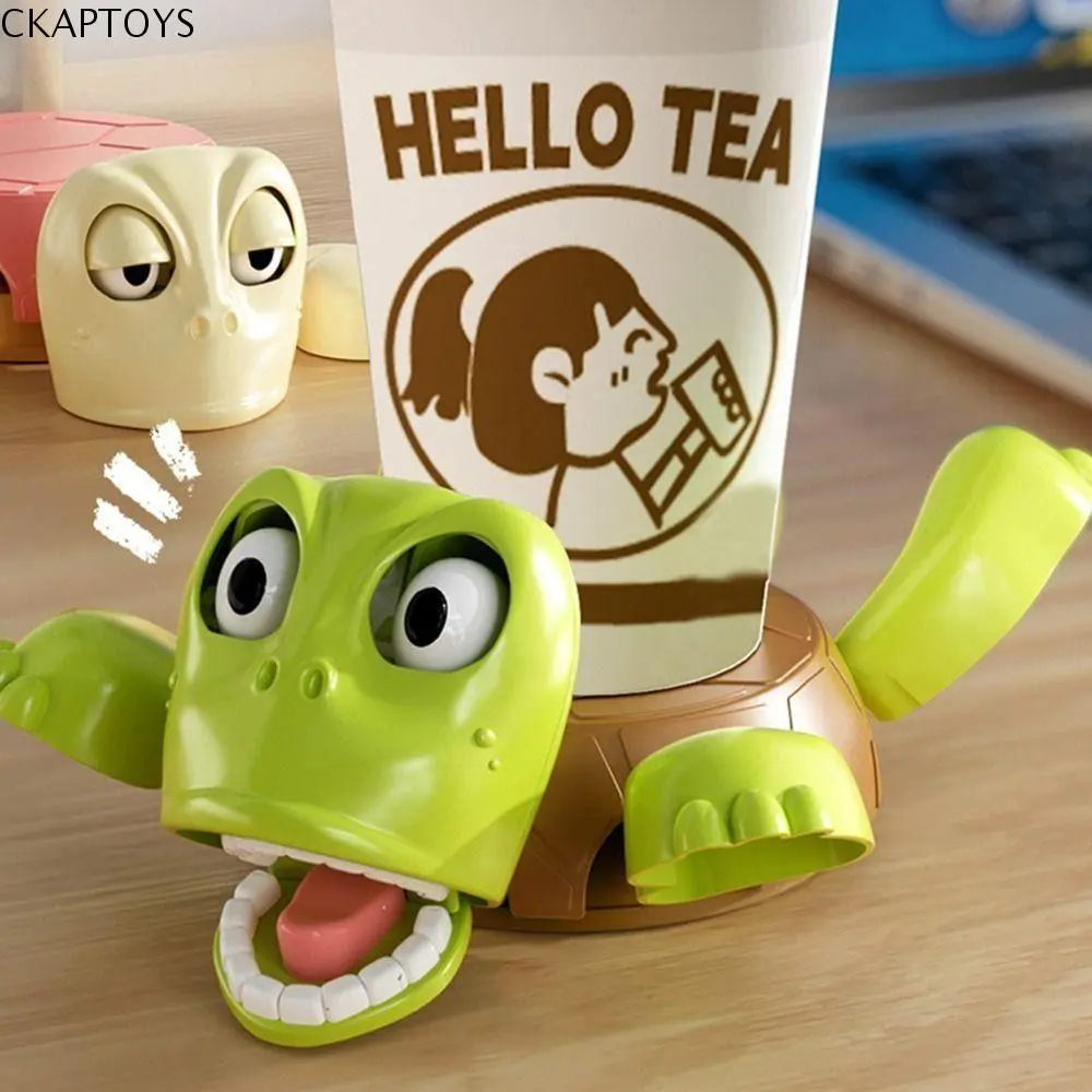 Bệ lót ly, CKAPTOYS, Thiết kế rùa hoảng sợ, Rùa có thể mở mắt, Biểu cảm vui nhộn, Chất liệu ABS, Đồ chơi đặc biệt, Giá đỡ cốc tự làm, Thảm lót cốc đế rùa, Thích hợp cho trẻ em và bé gái