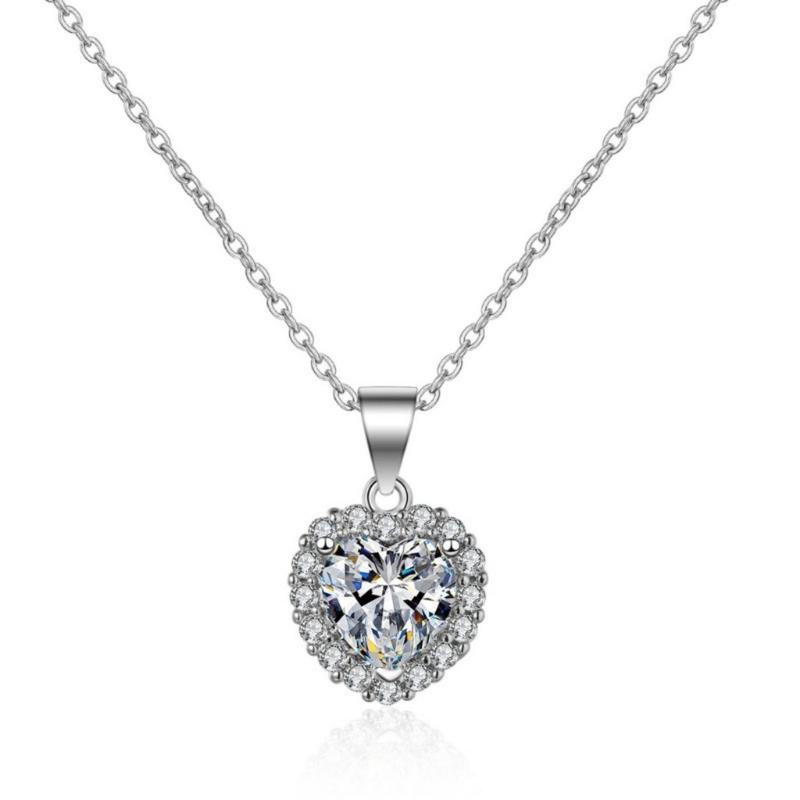 Product Introduction of (with Gra Certificate) Fashion Heart Pendant Elegant Moissanite White Necklace Fine Jewelry 20