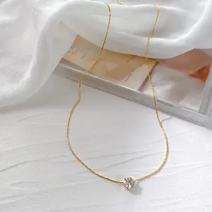 Kalung Titanium Anti Karat Berlian Tunggal Yang Sederhana Dan Modis Untuk Wanita Cocok Kalung Titanium Single Diamond Vintage Korea Cocok untuk Dipakai Sehari-hari Sebagai Hadiah