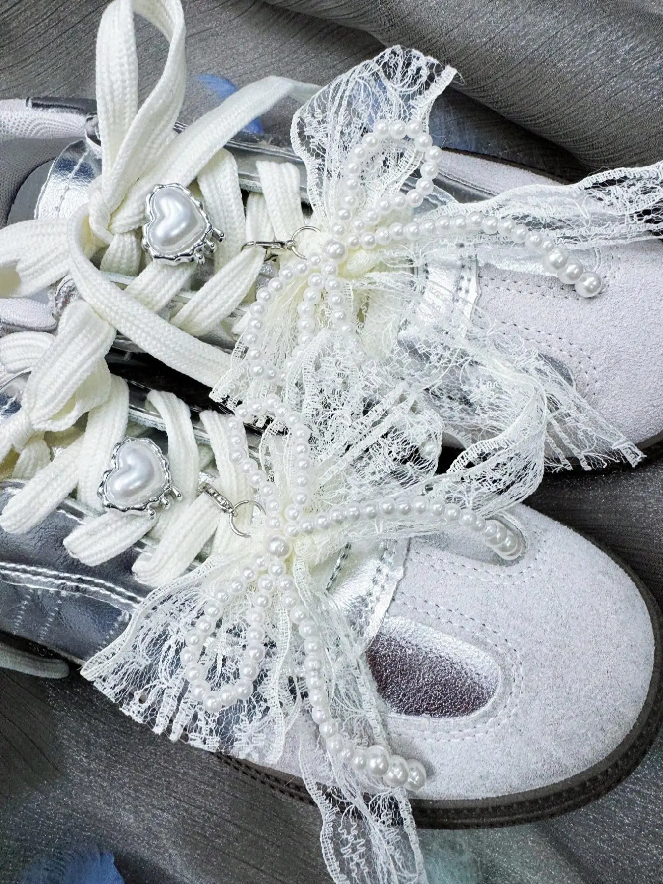Fashionable Faux Pearl & Lace Bow Decor Shoes Laces, 4 Counts Cute Diy Detachable Shoe Flower, Shoes Accessories for Women & Girls