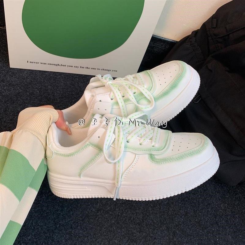 Product Introduction of White Shoes for Women Spring and Autumn New Korean Style Student Soft Bottom Skateboard Shoes Niche Casual Versatile Breathable Ins Fashion Shoes 7