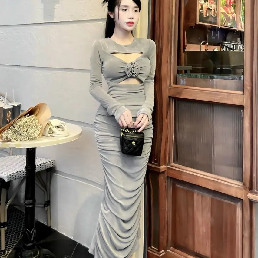 ĐẦM BODY NHÚN CỔ TRÒN CUTOUT TAG HOA NGỰC Nữ Women