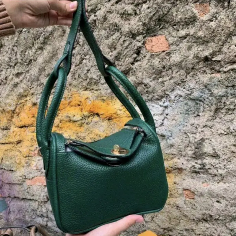 TAS WANITA SELEMPANG MULTIFUNGSI LD 4