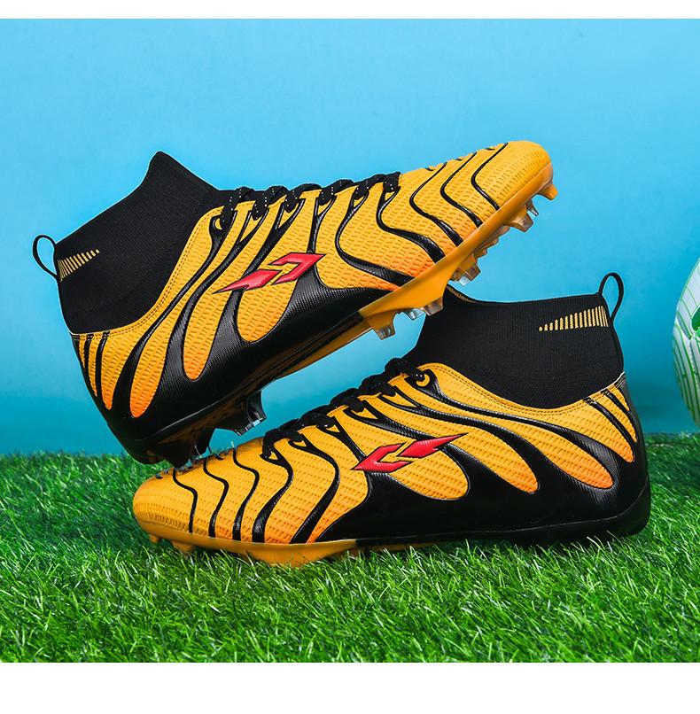 Product Introduction of Ready Stock Men Women Long Spikes Large Size Football Boots Competition Shoes Football Boots Youth Long Spikes Practical Combat Football Boots Grass Training Shoes Sports Shoes Men Women Competition Shoes Training Football Shoes Grass Football Boots 37