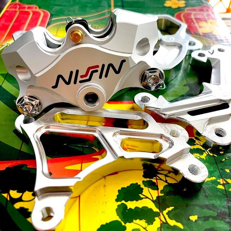 COMBO heo + pát Heo NISSIN 2pis CNC màu Trắng _ Lắp mọi xe SIRIUS,WAVE,FUTURE,EX,VARIO,..