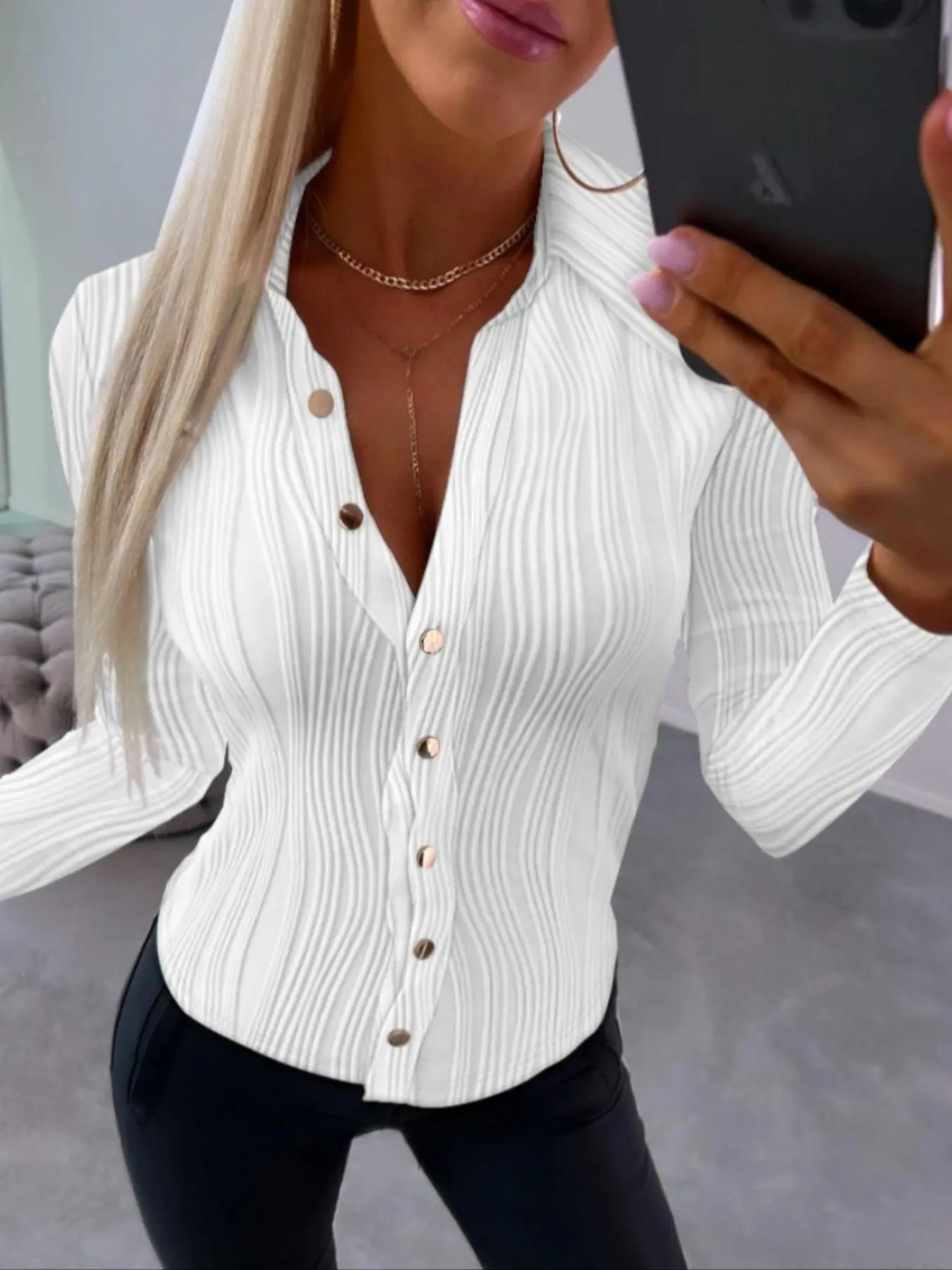 Women's Plain Button Front Shirt, Casual Long Sleeve Top for Summer, Ladies Clothes for Daily Wear, Blouse