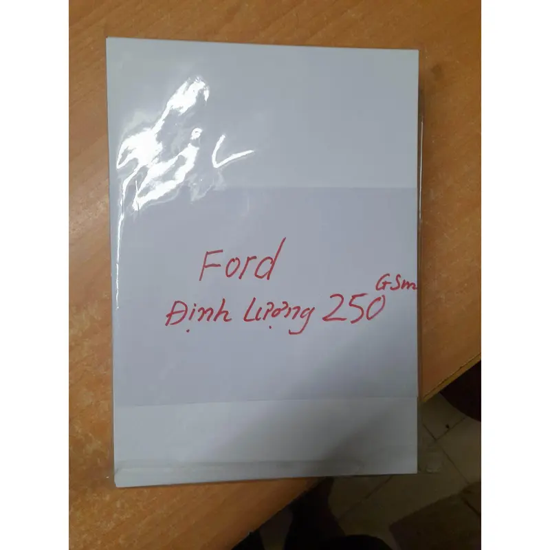BÌA GIẤY FORD A4 ĐỊNH LƯỢNG 250, XẤP 100 TỜ 0