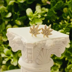 Anting Daun Rumput Anting Tusuk Emas Perak dengan Zirconia - Desain Alam Elegan & Detail untuk Wanita Earrings Anting Wanita Simple Cantik Elegan Anti Karat Anti Luntur Asli Ori Mewah Import Studs