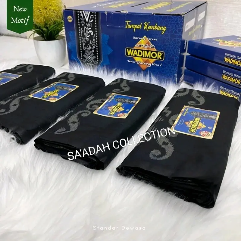Sarung Wadimor Husus Hitam Tumpal/Garis Kembang Bahan Katun Sarung Dewasa 1