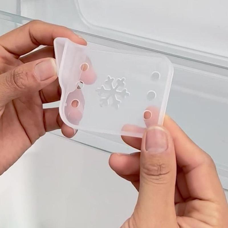 1Pcs/1Set New Fridge Side Door Refrigerator Partition Board Kitchen Accessories Separating Storage Shelf Bottle Can Organizer Plastic Divider Clip 6