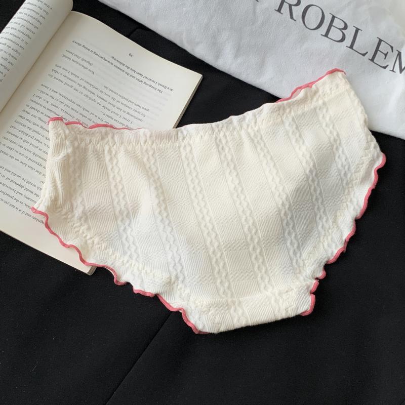 Product Introduction of Modal Girl Underwear Women's Cotton Seamless All Cotton Pure Cotton Crotch Mid Waist Panties 3
