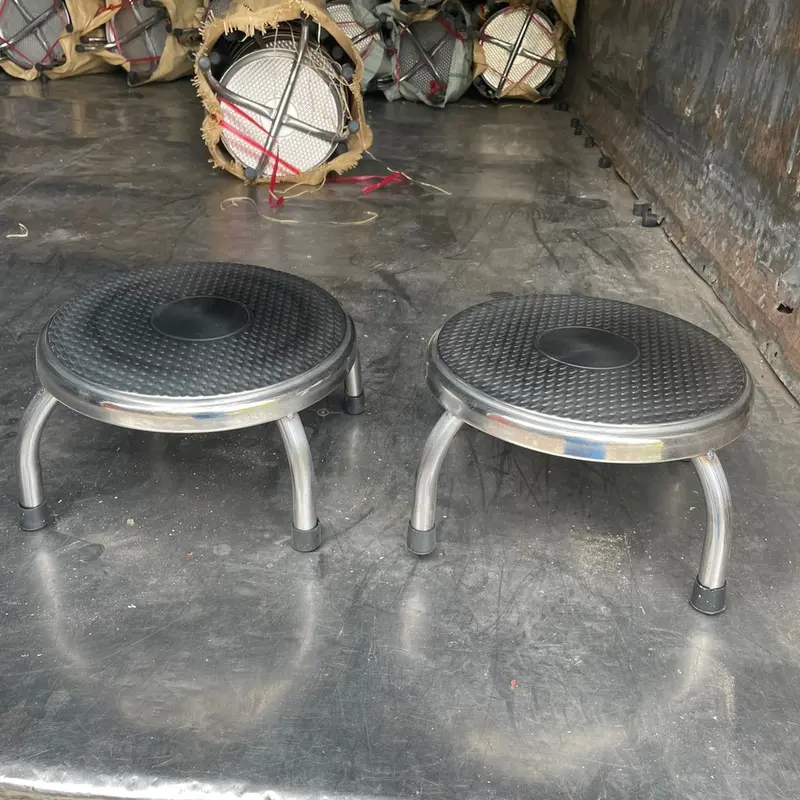 Combo 2 ￼Ghế thấp inox, ghế ngồi xổm, ghế nhặt rau đa năng 5