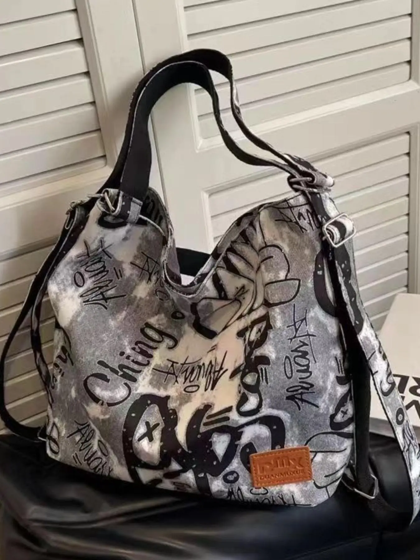 Fashion Graffiti Pattern Tote Bag, 2025 New Style Casual Large Capacity Patched Design Shoulder Bag for Women, Trendy All-match Bag for Daily Use
