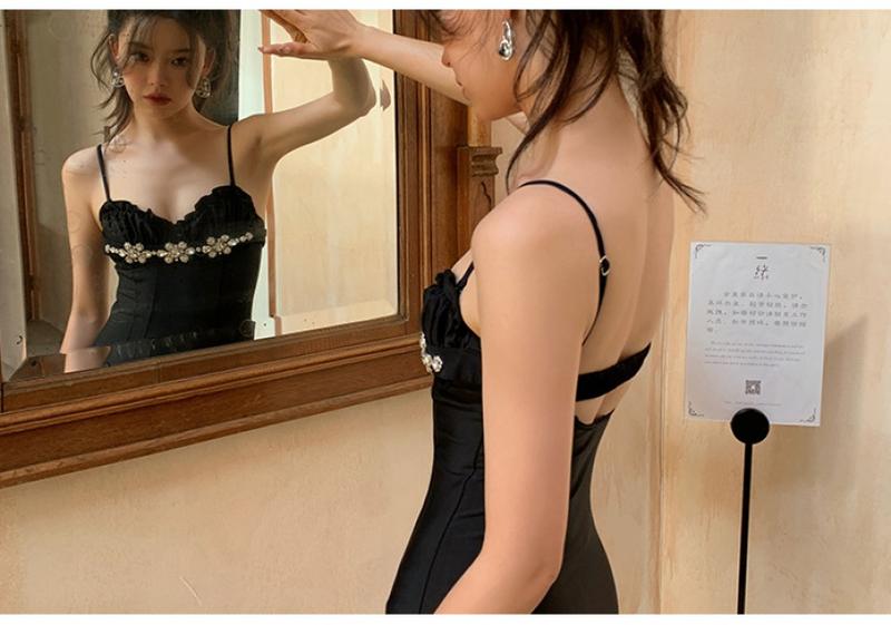 Product Introduction of Áo Ống Kim Cương Ôm Sát Phong Cách Pháp, Áo Tắm Một Mảnh Có Dây Đeo Spaghetti Đồ Bơi Nữ, Nâng Ngực Nhỏ Thích Hợp Cho Phong Cách Pháp, Áo Tắm Cô Gái Nóng Bỏng 22