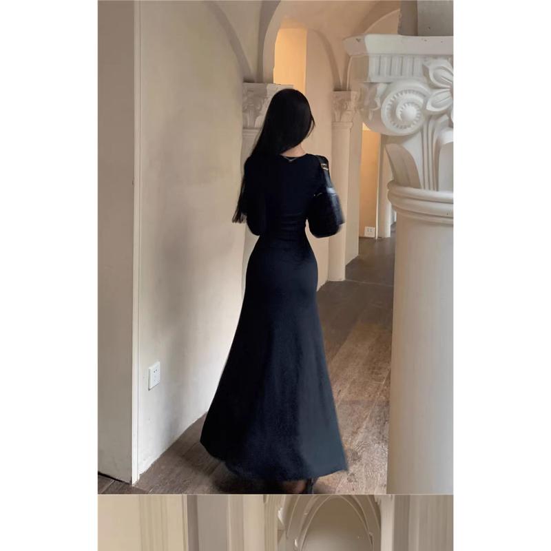 Spicy girl wine red long sleeved dress with feminine temperament, hip hugging skirt, simple base skirt, slim fit and slimming effect, mid length skirt 3
