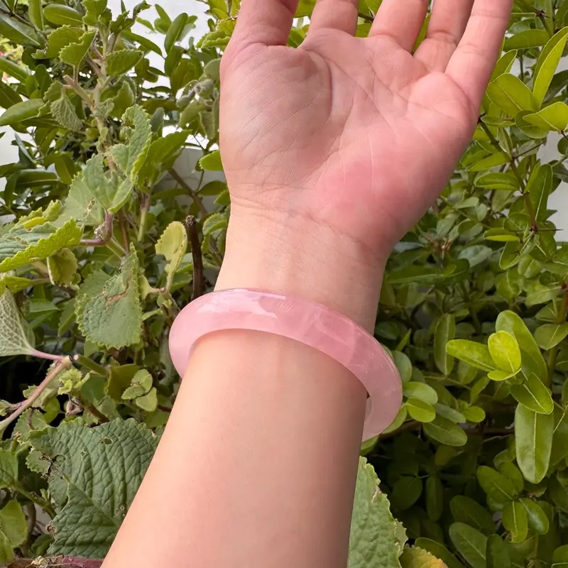 Vòng tay thạch anh Hồng tự nhiên bản liền dày 10mm-12mm, Size 52mm-58mm - Phụ Kiện 6