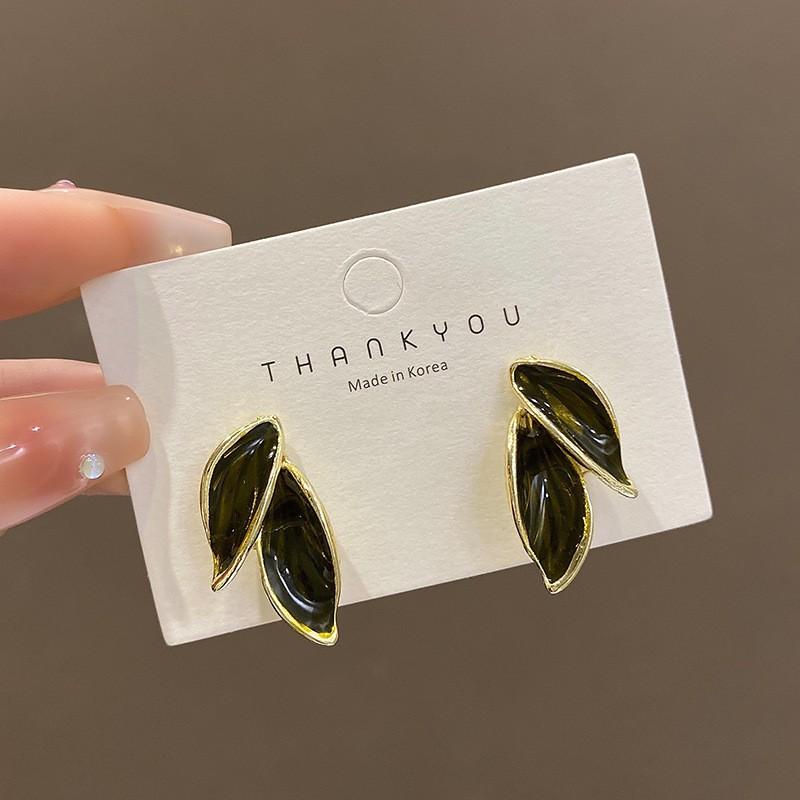 Product Introduction of Autumn Winter Models Leopard Print Plush Earrings Female Korean Temperament Fashion Cold Wind Retro Earrings Jewelry Wholesale 5