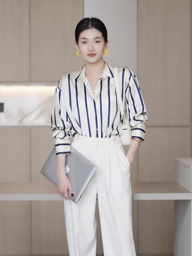 Product Introduction of Áo Sơ Mi Sọc, Hợp Xu hướng, Dành Cho Nữ, Mùa Xuân Và Mùa Thu, Hàng Mới Về 2024, Phong Cách Phương Tây, Áo Voan Đi Chơi Dễ Phối Đồ, Phong Cách Hồng Kông, Áo Trên Top Women Shirt Cổ Tròn 4