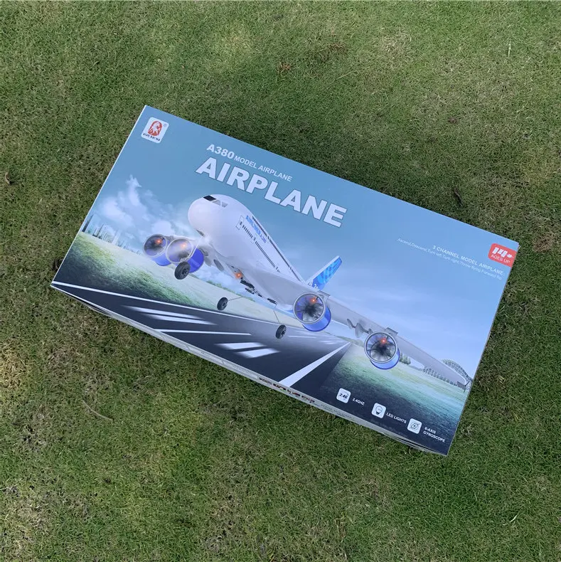 Máy bay điều khiển từ xa Boeing A380 cánh cố định ba kênh 2.4G chở khách dành cho trẻ em 7