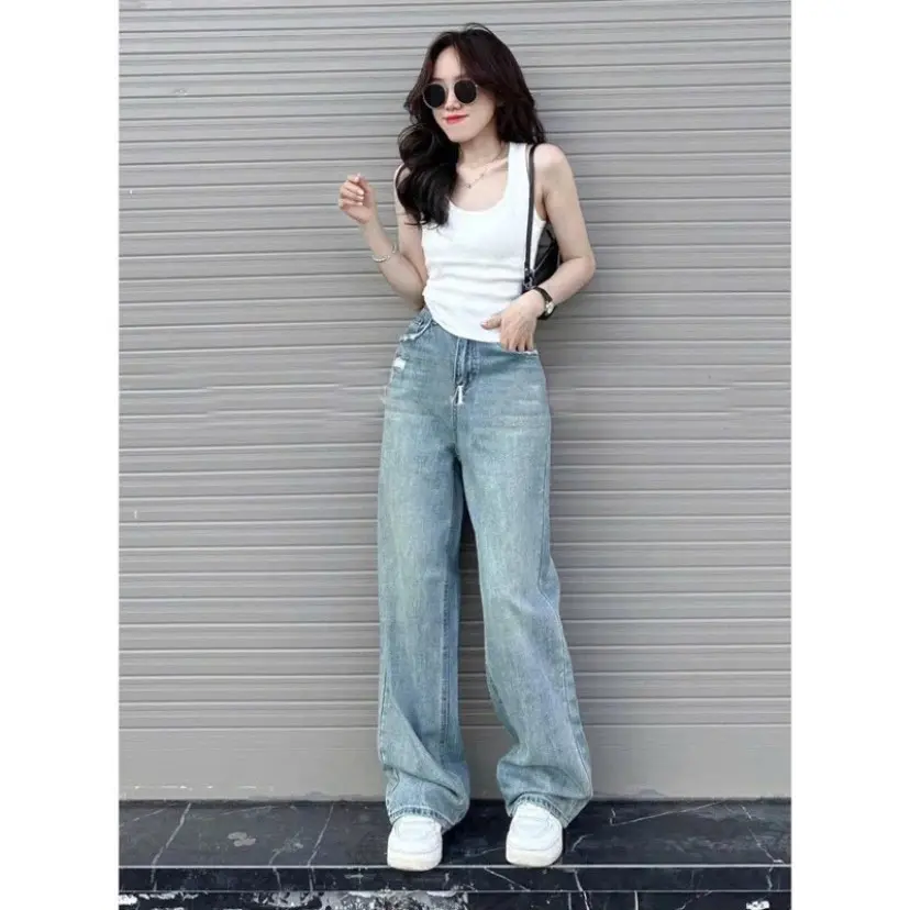 Quần jeans xuông nữ ống rộng rách túi sau hai màu đậm nhạt thích hợp với nấm lùn Pants | BigBuy360 - bigbuy360.vn Quần jeans xuông nữ ống rộng rách túi sau hai màu đậm nhạt thích hợp với nấm lùn Pants | BigBuy360 - bigbuy360.vn