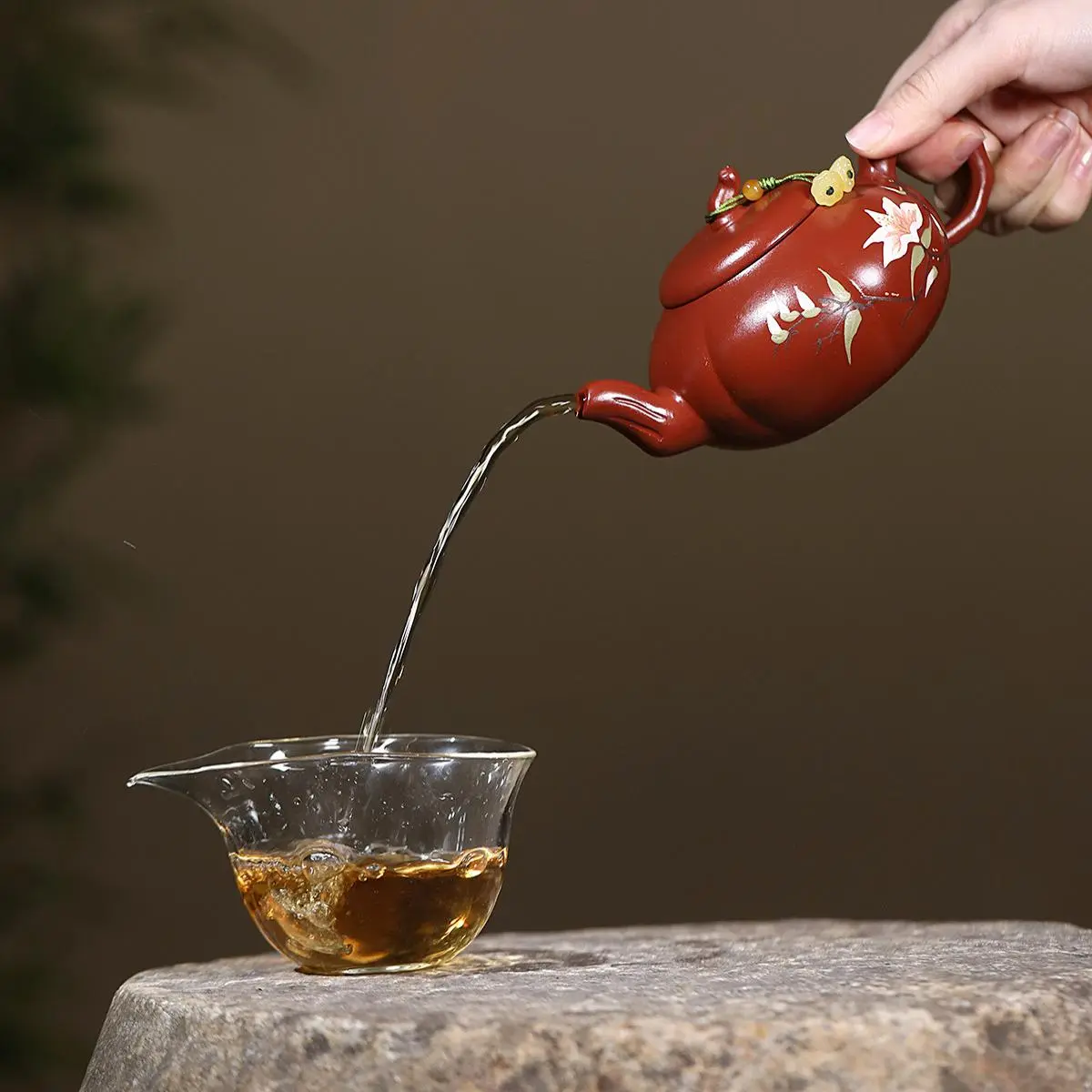 Authentic Yixing Zisha Teapot - 100% Handmade Chinese Tea Set for English Breakfast/Earl Grey (Premium Gift for CNY/Mid-Autumn)