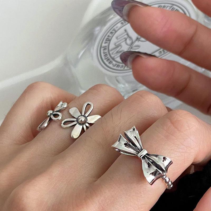 Product Introduction of Y2K Vintage Flower Bowknot Open Ring for Women Metal Style Hollow Petals Silver Color Trendy Finger Accessories 4