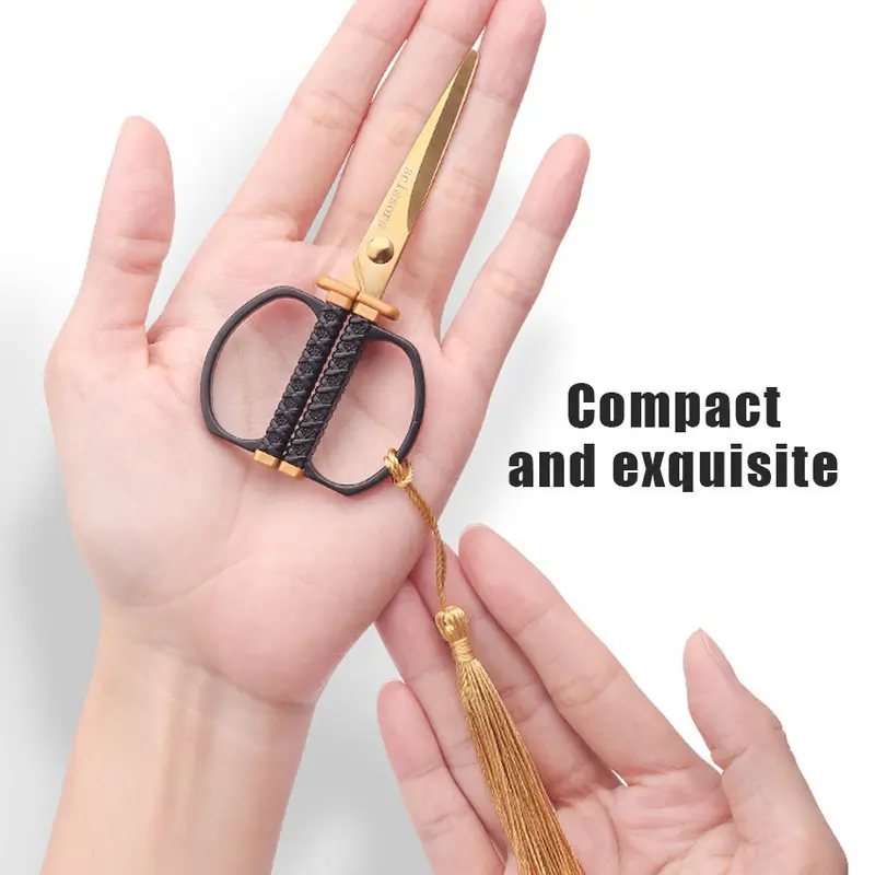 Vintage Scissors Gunting Mini Portable Stainless Steel Multifungsi untuk Jahit Kain Benang Kertas dan Nail Art dengan Desain Unik Aman dan Praktis Digunakan 6
