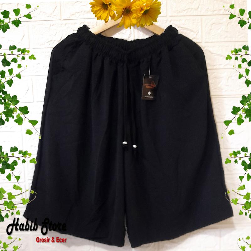 Celana kulot JUMBO pendek dari bahan cringkel berkualias bisa di pakai sehari-hari Shorts Wanita 2